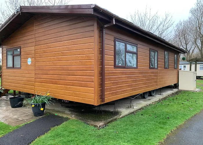 Pool Villa: Family Holidays Blackpool